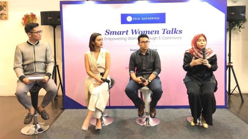 Kiat Berjualan di E-Commerce untuk Perempuan