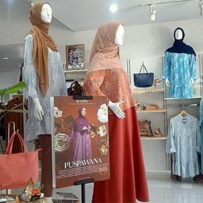 Koleksi Terbaru Elzatta, Puspawana, Buat Penampilan Hijaber Makin Feminin